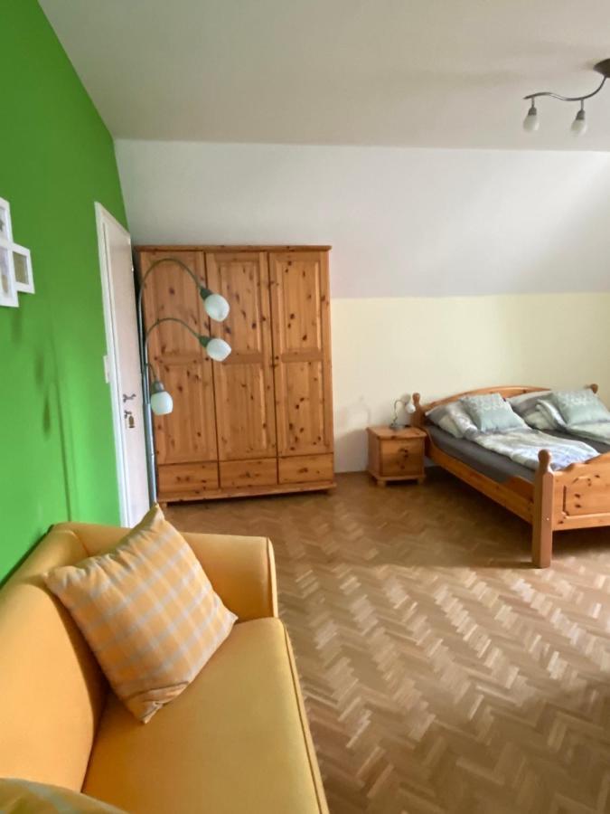 Готель Landcafe Auszeit Albersdorf Екстер'єр фото