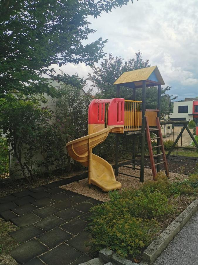Готель Landcafe Auszeit Albersdorf Екстер'єр фото